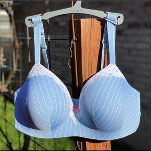 Cacique Simply Free T-shirt 42DD NWOT